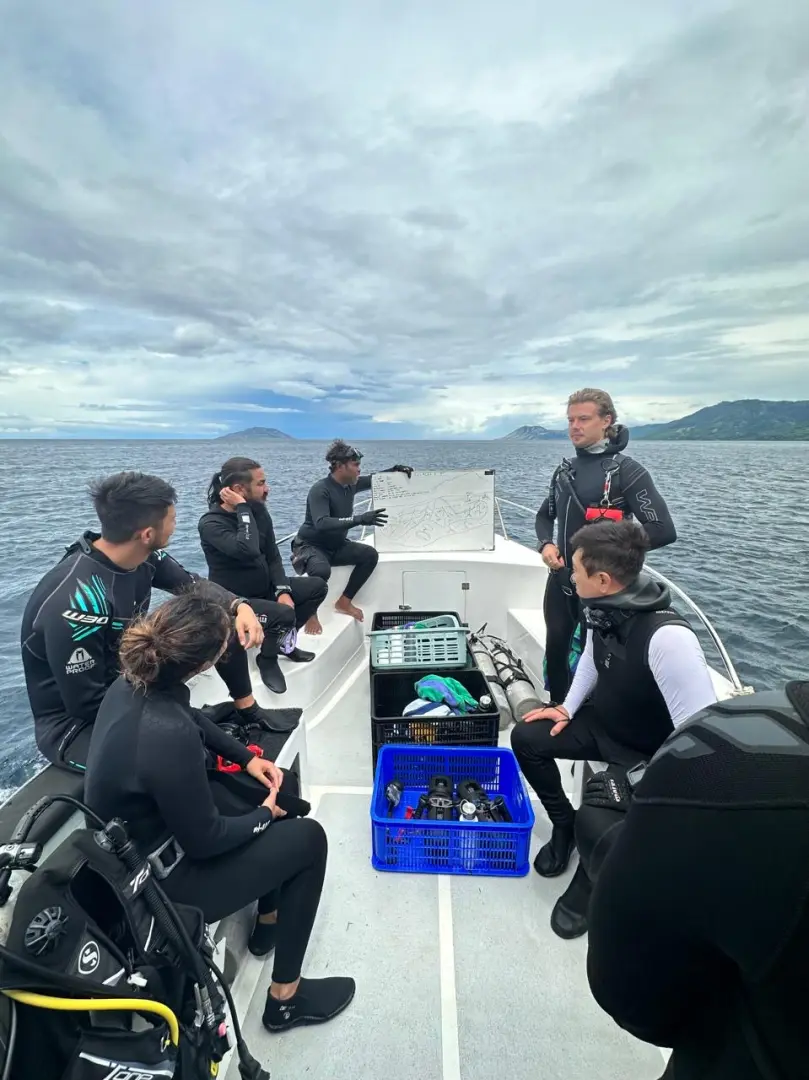 Dive Boat